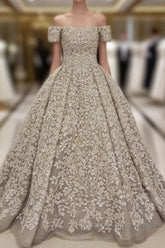 Luxurious Off the shoulder Lace appliques Appliques Wedding Dresses